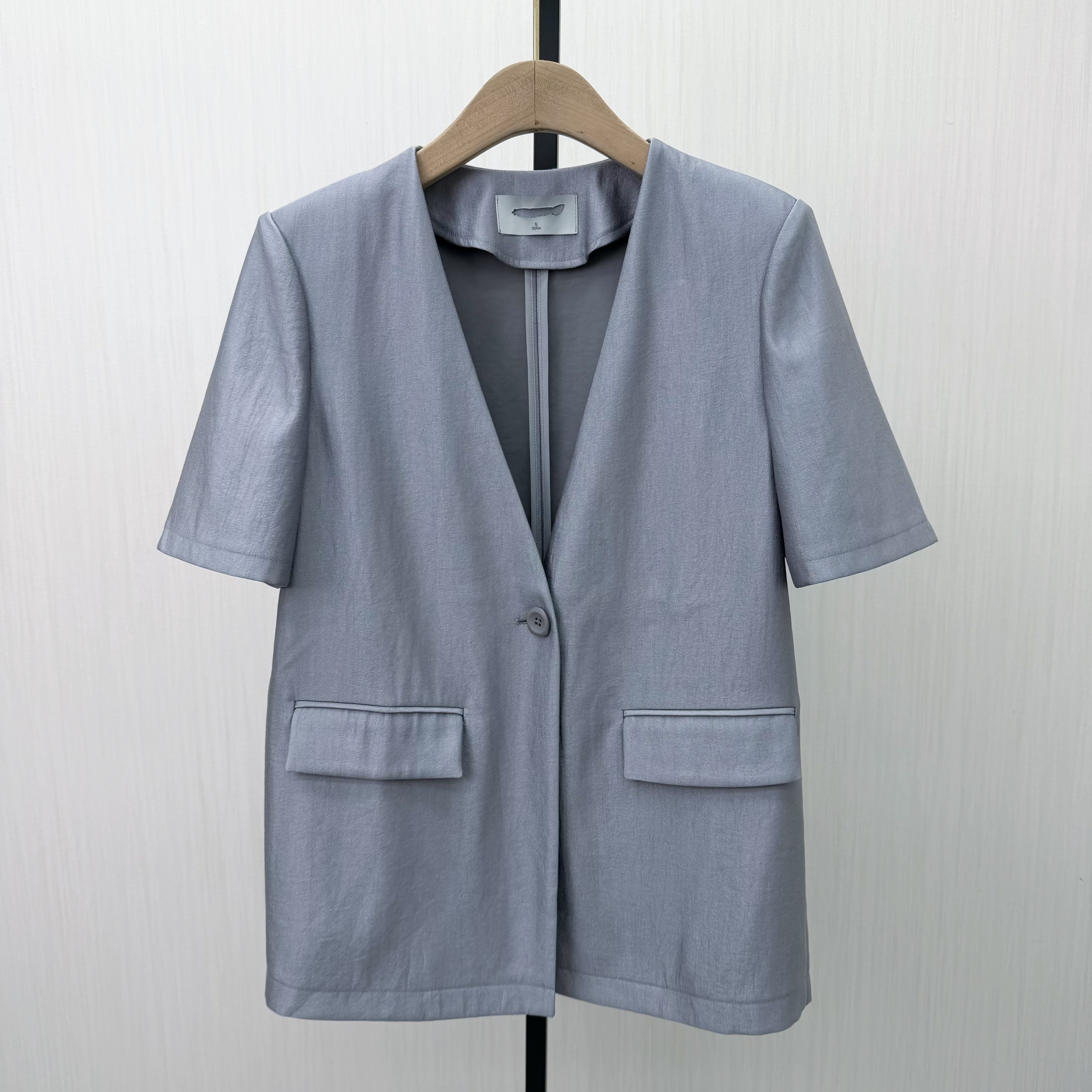 迪●2026春季新品 时尚短袖西装外套女宽松休闲通勤西服上衣1878