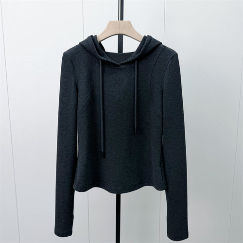 乂●2026秋季新品 连帽套头卫衣女休闲短款宽松日常长袖上衣3485