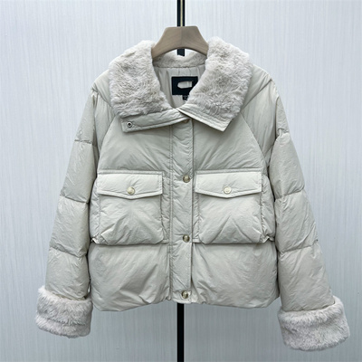 图●2025冬季新品 羊羔毛领拼接羽绒服女休闲宽松保暖厚外套8126