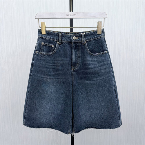 伊●2026夏季新品 牛仔短裤女高腰显瘦直筒休闲百搭阔腿裤3667