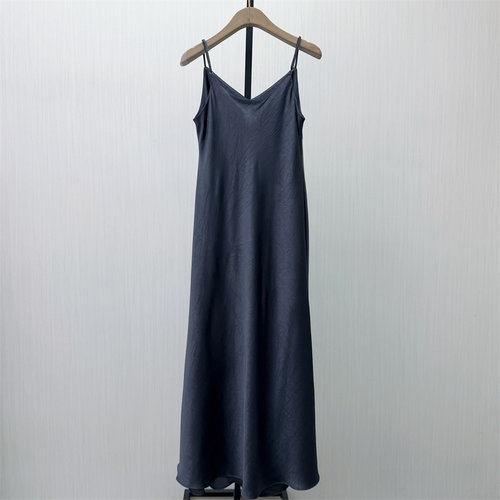 KA●2026夏季新品 垂感吊带连衣裙女修身显瘦气质内搭a字长裙0852