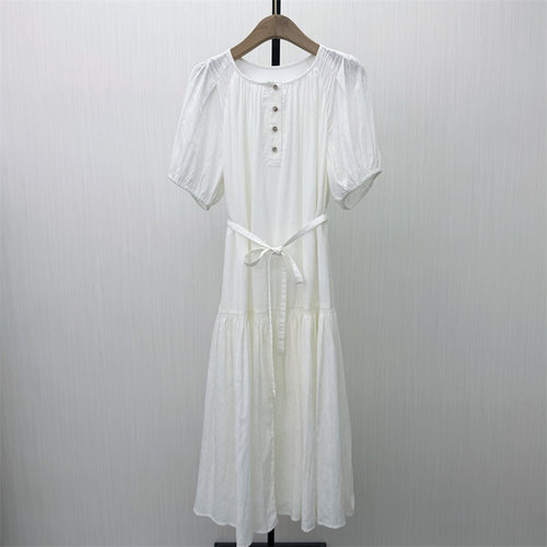fei●2026夏季新品 法式泡泡袖连衣裙女气质显瘦小清新茶歇裙6176