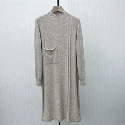 C●2025冬季新品 绵羊毛针织连衣裙女宽松简约内搭打底毛衣裙2575