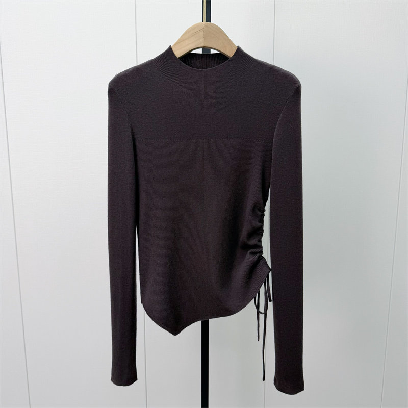 迪●2026冬季新品 绵羊毛针织衫女基础修身显瘦毛衫打底上衣7113