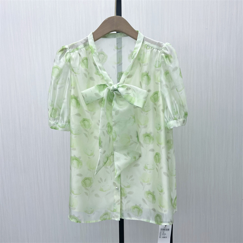 乂●2025夏季新品 法式碎花短袖衬衫女气质小清新轻薄上衣1313