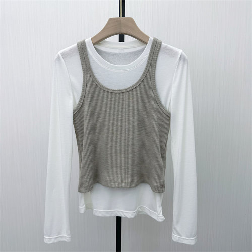 彩●2026春季新 纯色打底衫女修身显瘦内搭长袖T恤吊带两件套102