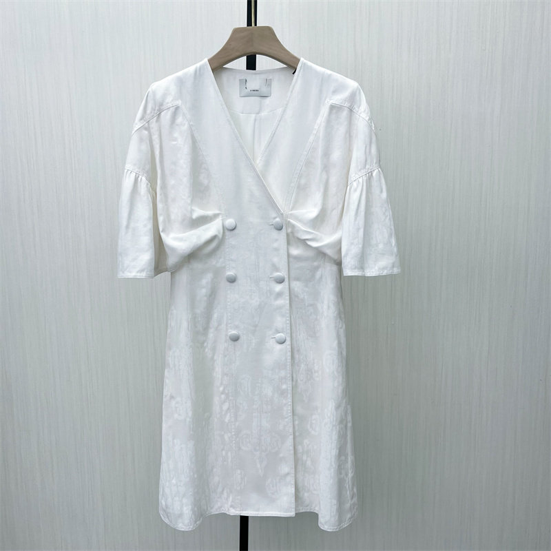 艾●2025夏季新品 法式连衣裙女气质通勤显瘦小清新a字裙子331