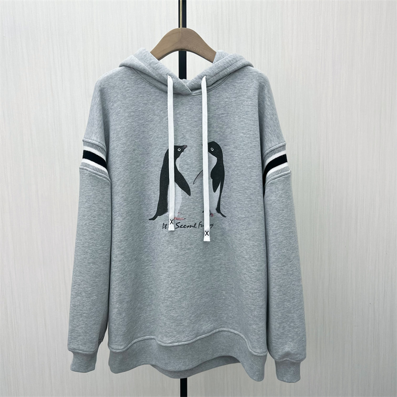 S●2025冬季新品 加绒连帽套头卫衣女休闲宽松慵懒感长袖上衣710