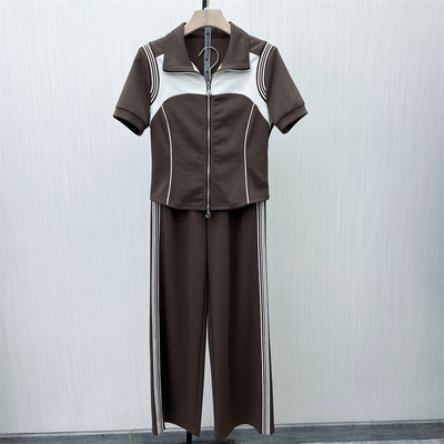 香●2025夏季新品 休闲运动套装女短袖T恤上衣阔腿长裤两件套2393