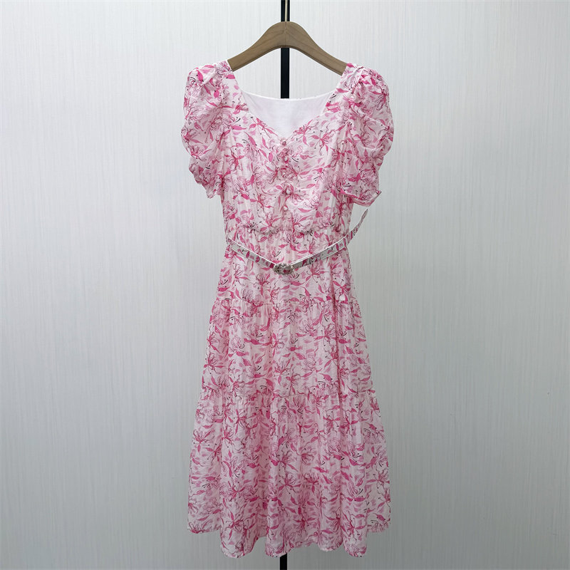 芭●2026夏季新品 法式碎花连衣裙女气质显瘦小清新茶歇裙3040