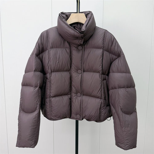 迪●2026冬季新品 短款立领羽绒服女宽松面包服加厚保暖外套5910
