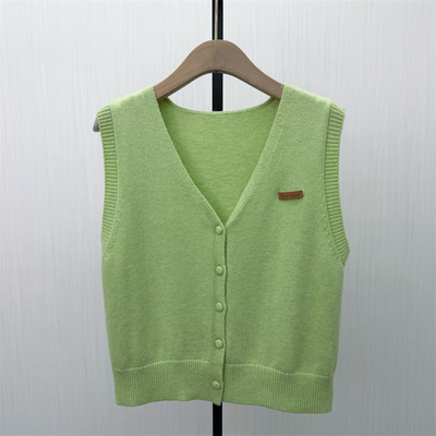 艾W●2026春季新品 v领针织马甲女宽松休闲外穿无袖坎肩背心5618
