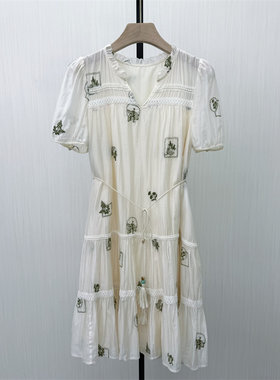 芭●2026夏季新品 法式v领连衣裙女气质显瘦小清新a字茶歇裙3042
