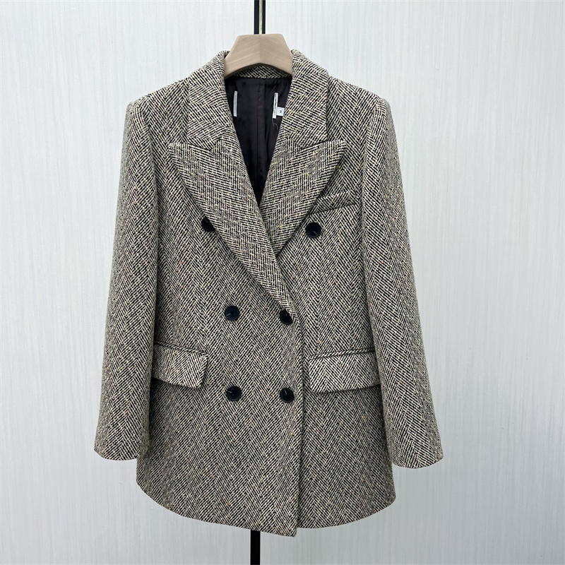 恩●2025冬季新品 毛呢外套女宽松百搭气质通勤呢子西装大衣618