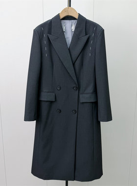 恩●2026秋季新品 长款西装外套女时尚休闲双排扣宽松大衣822