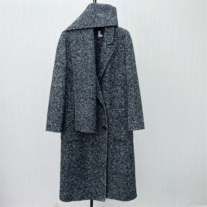 司●2025冬季新品 绵羊毛大衣女气质宽松长款西装领呢子外套1540