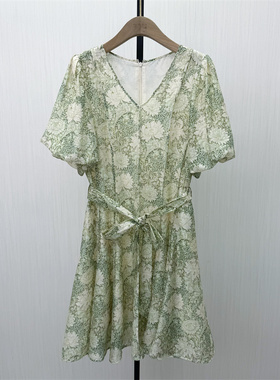 香●2026夏季新品 法式碎花连衣裙女气质显瘦小清新a字茶歇裙2494