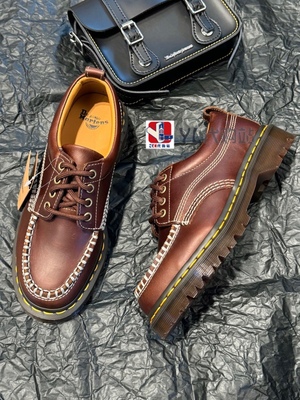 复古工装鞋Dr.Martens