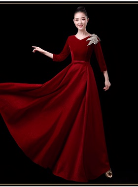 出租合唱团长晚礼服装红色V领长袖金丝绒朗诵演讲礼服主持演出服