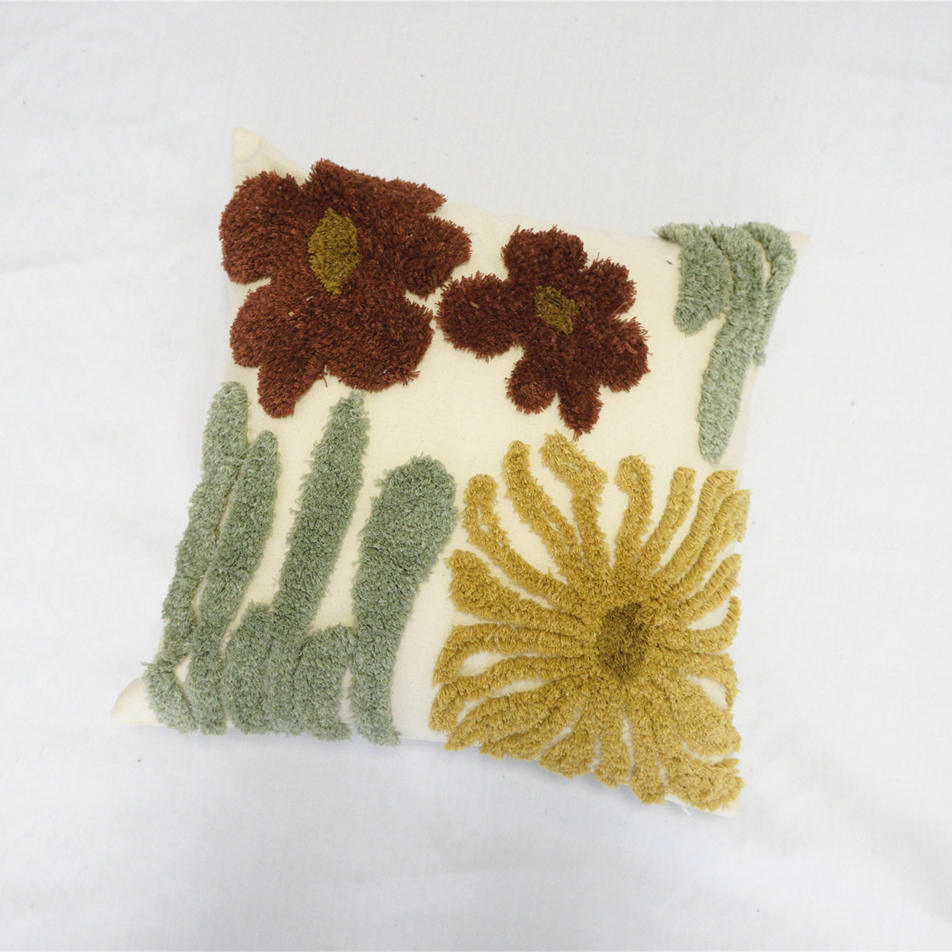 厂家直销立体簇绒绣抱枕现代简约创意家用花朵靠垫棉帆布枕头套