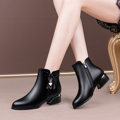 粗跟批发小短靴女马丁靴2025新款秋冬季女鞋高跟中跟靴子高腰皮鞋