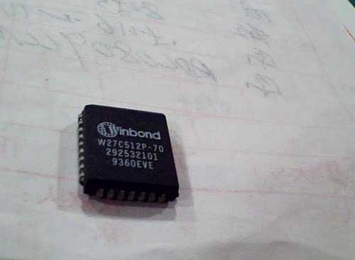 W27C512P-70 -45贴片 PLCC-32 高速低功耗存储器 测好发货 电擦除