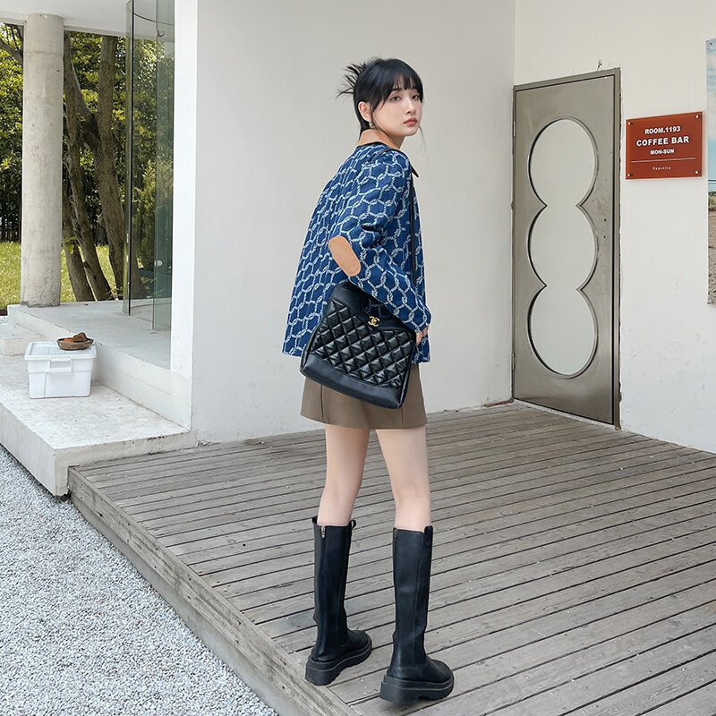 时尚复古港风百搭小众拼色设计感宽松别致女秋季新款宽松牛仔外套,女装短外套,乔安迪