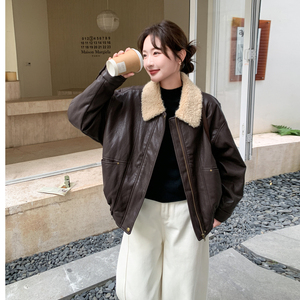 现货8521p295k428-50白鸭绒毛领拼皮派克羽绒服，女装羽绒服，乔安迪