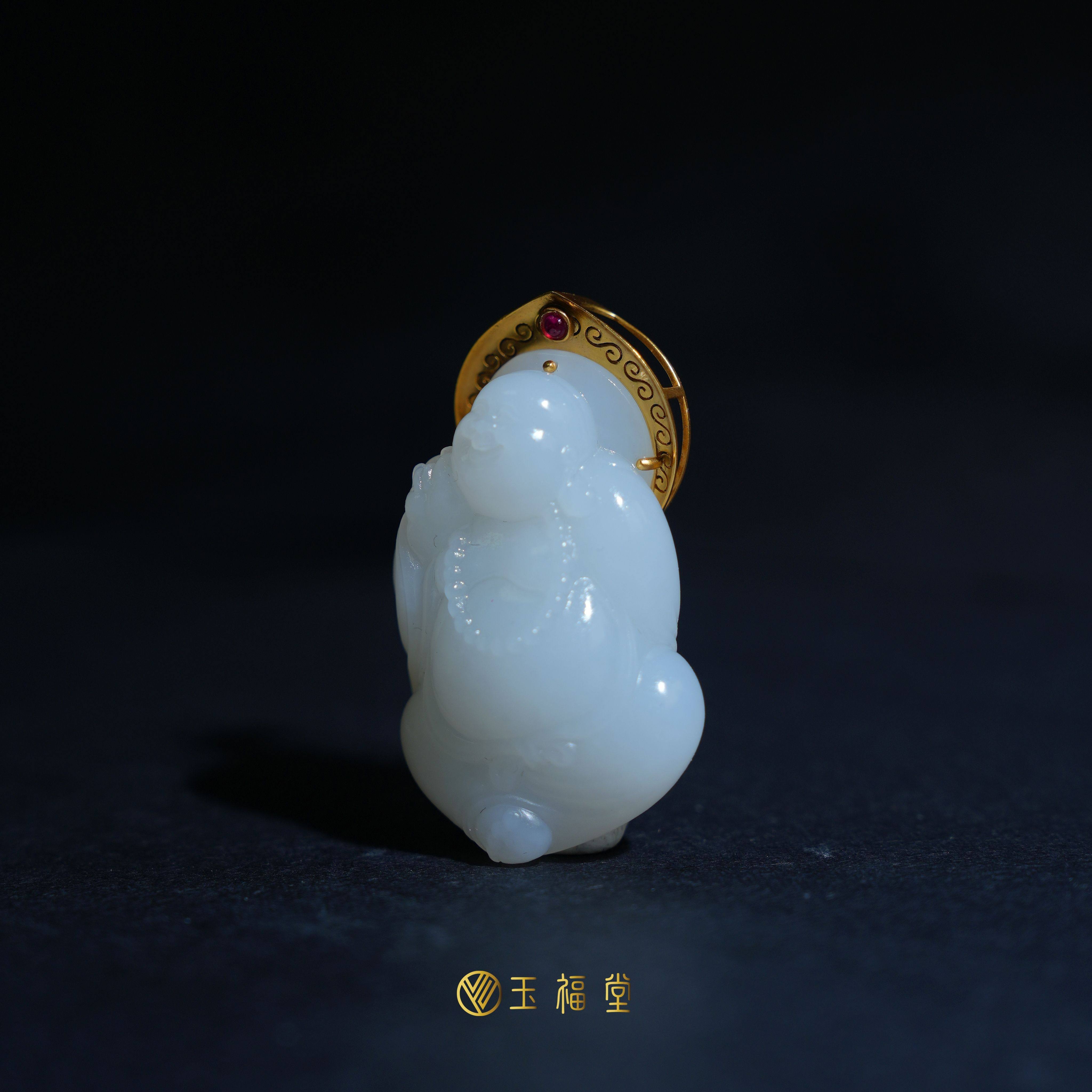 玉福堂|和田玉羊脂白玉巴沙料玉佛弥勒佛站佛挂件18k金镶嵌