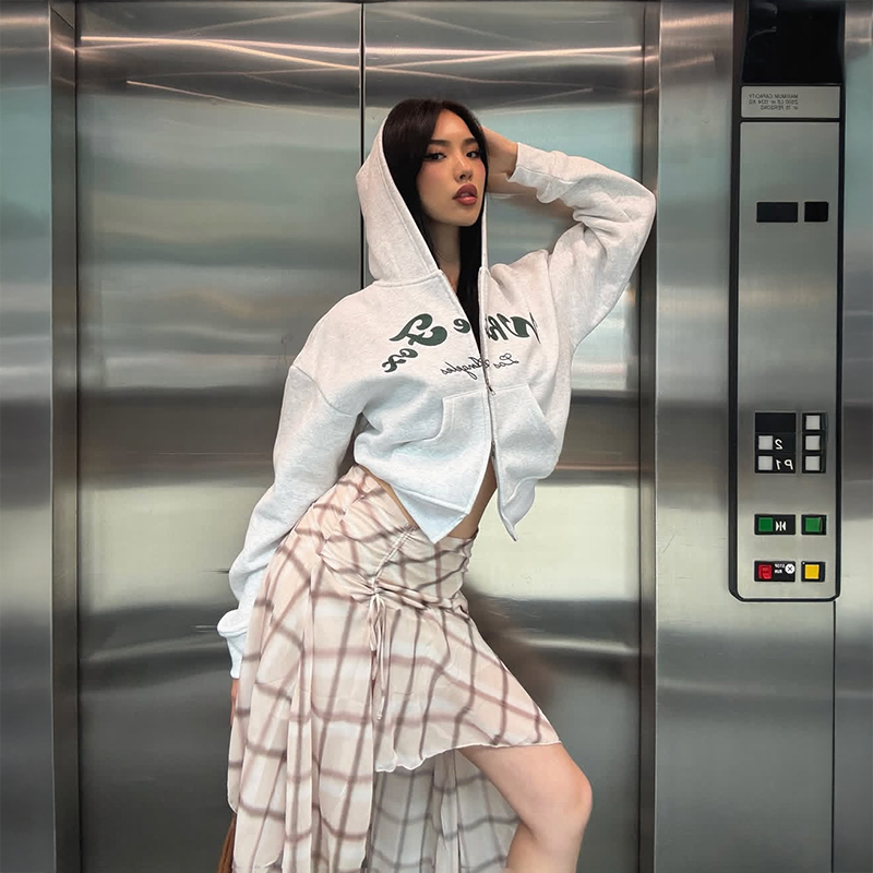 小个子收腰短款拉链开衫外套