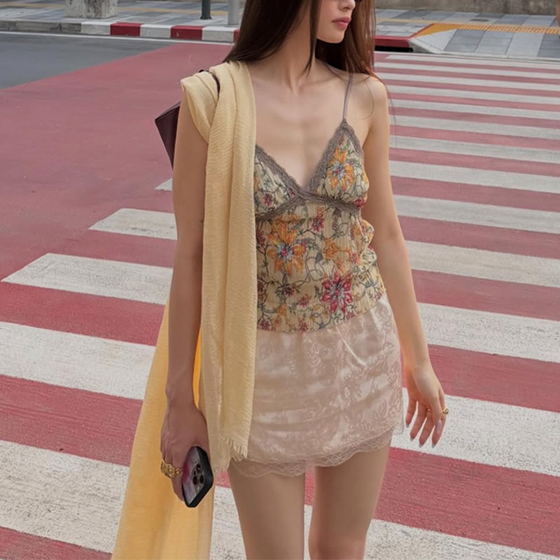 gagaopt复古碎花蕾丝花边V领吊带背心纯欲风少女防走光裙裤半身裙