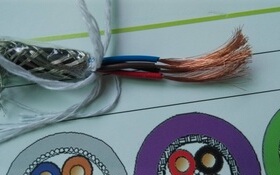 百万次弯曲屏蔽拖链电缆4芯0.3平方信号耐折抗拉耐油TRVVP