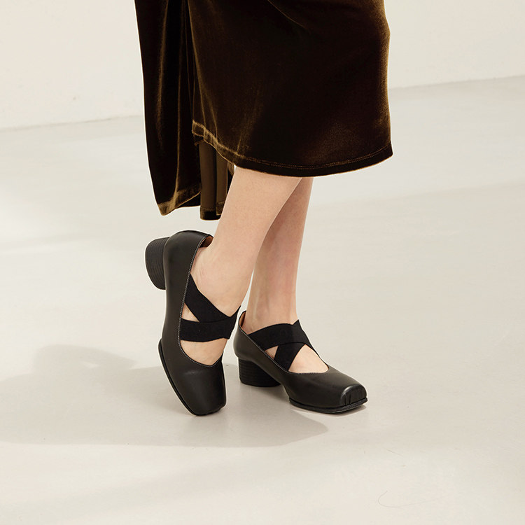 *ED06036 茉莉雅集UM@芭蕾鞋交叉绑带牛皮擦色方头中跟真皮大底女