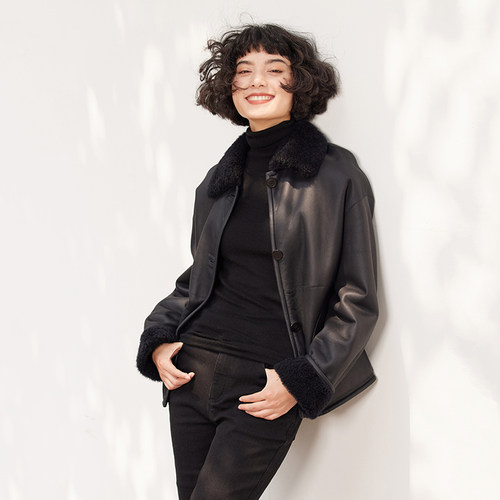 WPY04001 M码约746G L0*WE法国Lacon拉贡皮毛一体双面单面皮草