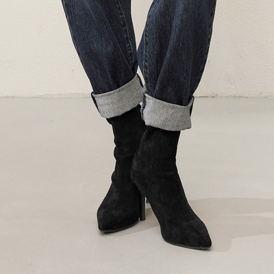 进口弹力绒真皮内里尖头细跟短靴