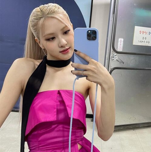 彩色斜跨挂绳iPhone手机壳