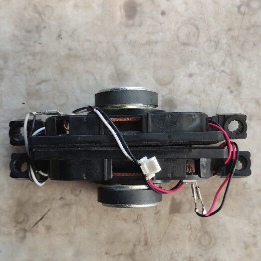 索尼 KLV-32EX330主板 1-887-041-32喇叭 音响 功放1-858-787-11