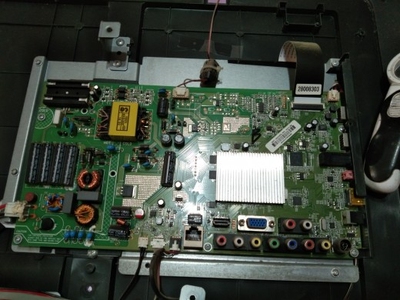 康佳LED42R5500F主板35018527屏72000329YT