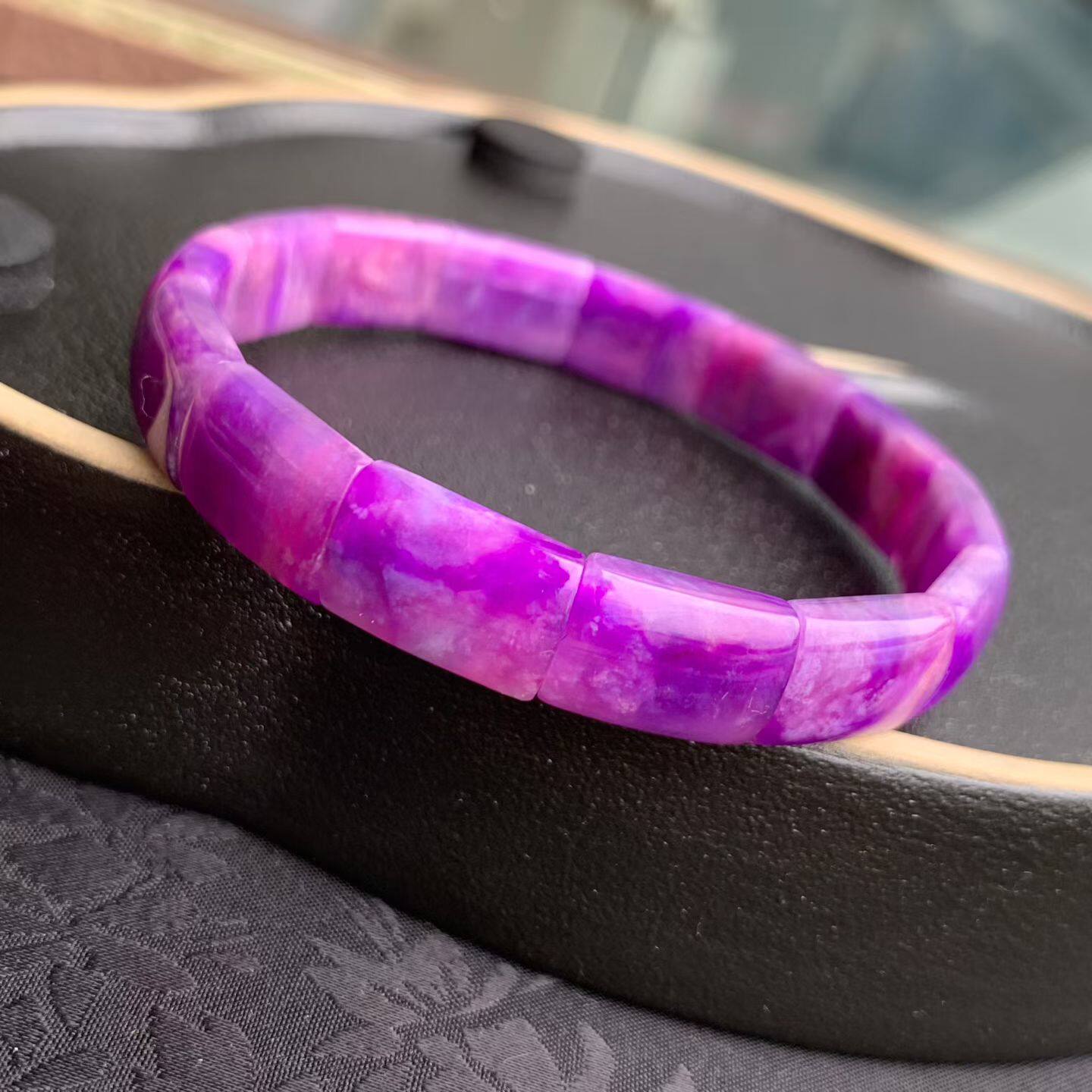 回收冰透紫桃红 舒俱来手排 如冰似玉，色泽梦幻 9.9*4.8mm，21g