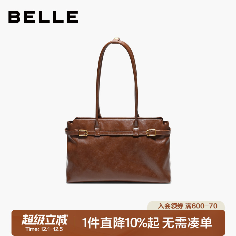 百丽2025冬时尚通勤皮带扣法棍包