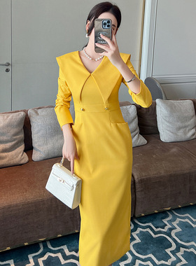 2025秋冬装新款女装法式娃娃领减龄修身包臀长袖连衣裙长款50552