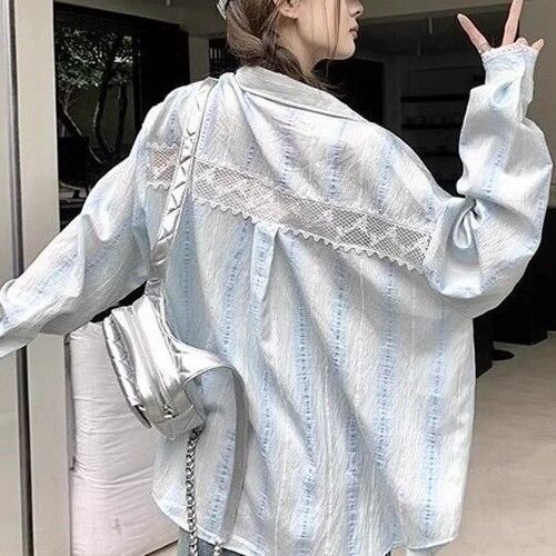 蓝色蕾丝拼接衬衣女夏薄款防晒外套清新慵懒风设计感小众长袖上衣