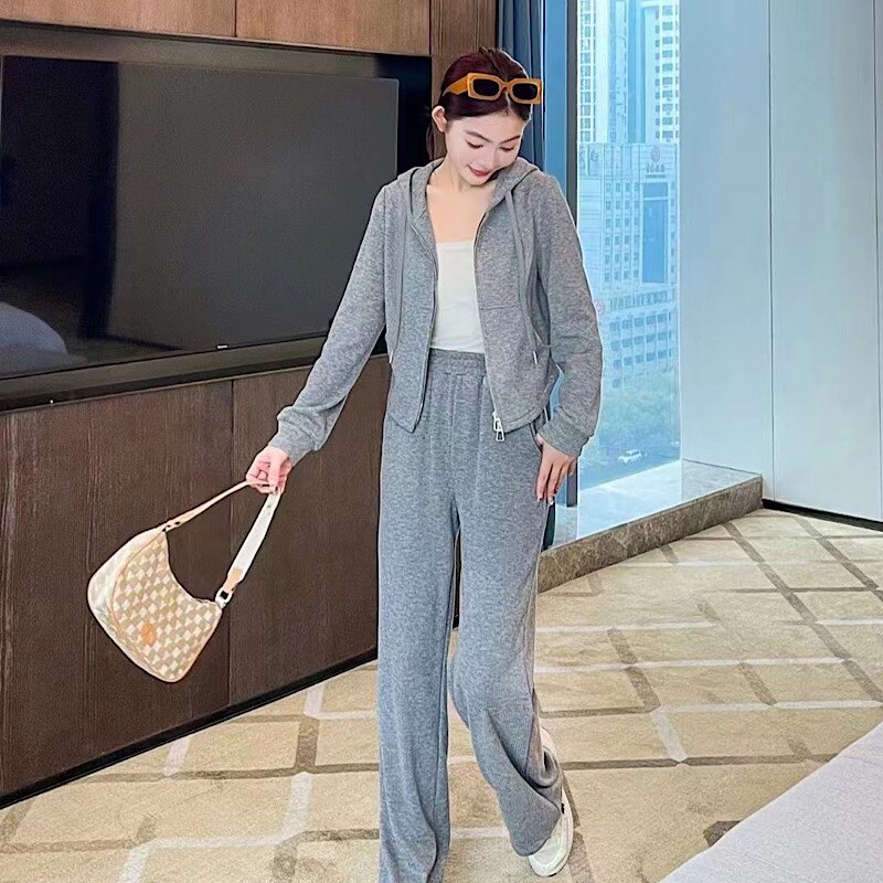 依主题女装 2023秋季新款 百搭修身连帽长袖开衫卫衣阔腿裤两件套