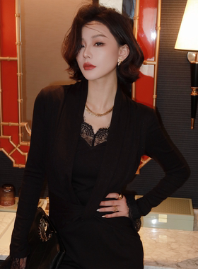 Tyike特洛伊权杖 设计感气质别致蕾丝拼接收腰修身显瘦黑色连衣裙