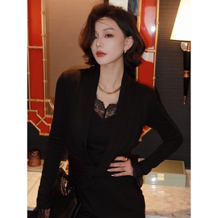 Tyike特洛伊权杖 设计感气质别致蕾丝拼接收腰修身显瘦黑色连衣裙