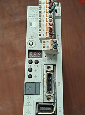 询价购-LECSA2-S1 SMC100w驱动器，原装拆机的，实物拍
