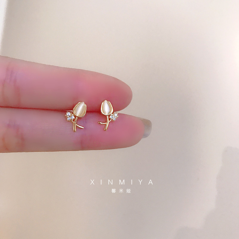 独特设计感猫眼石郁金香花朵耳钉女夏2025年新款爆款精致简约耳环