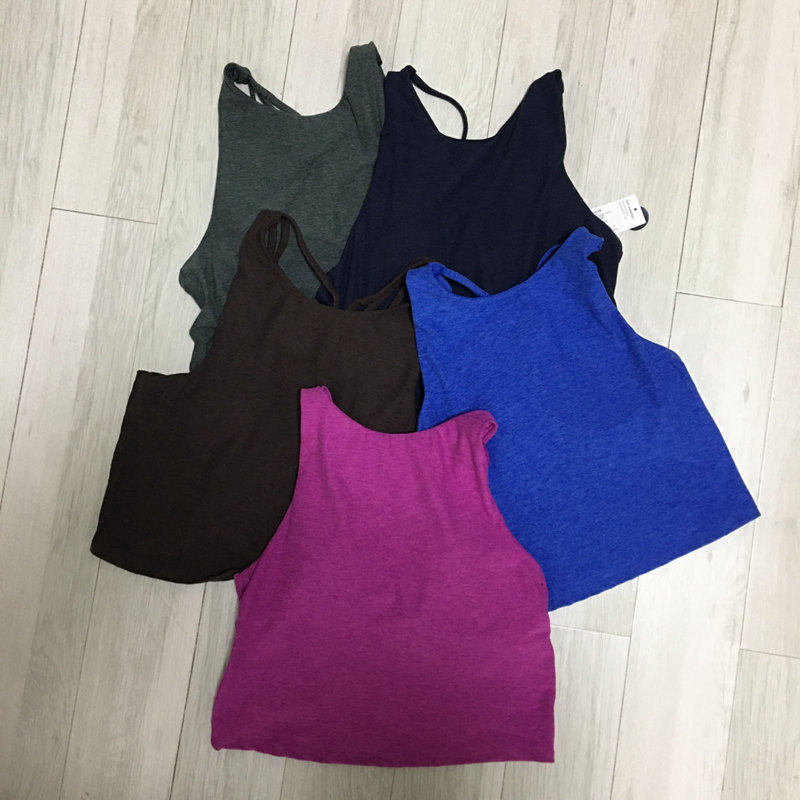 36美刀高段精品 外贸女款弹力运动女士瑜伽背心带胸垫 炒鸡舒服