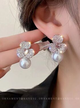 思慕琦气质合金女仿珍珠花朵耳环