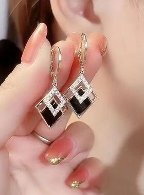 思慕琦气质合金女水钻菱形耳环